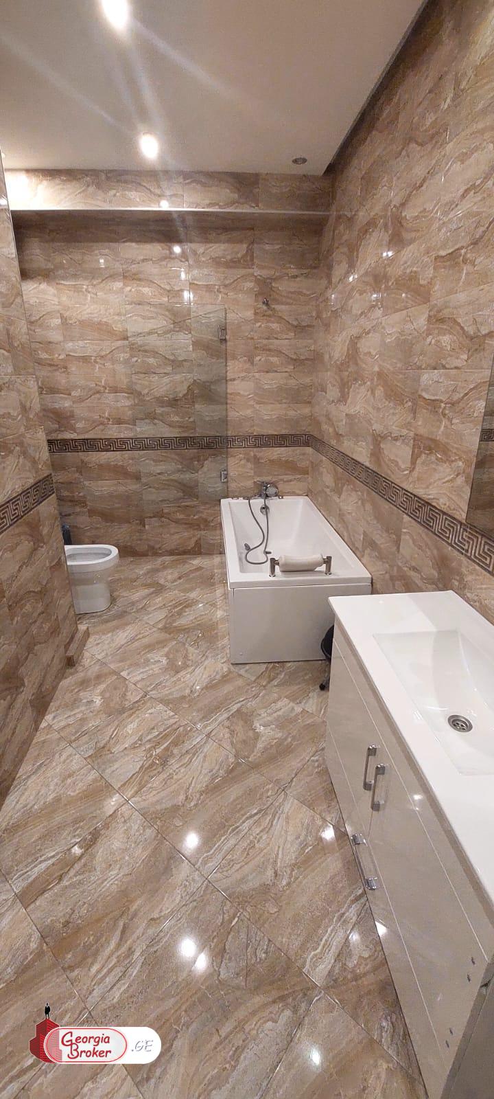 ქირავდება ახალი გარემონტებული 4 ოთახიანი ბინა აბაშიძეზე